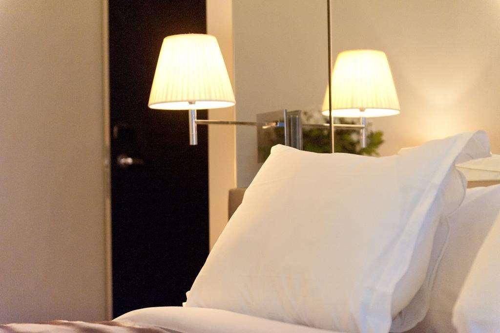 Le Cesar Hotel Προβέν Δωμάτιο φωτογραφία