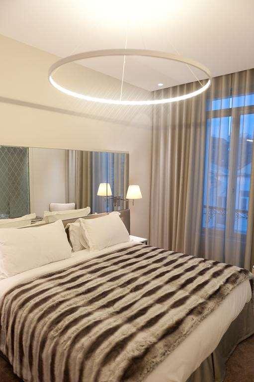 Le Cesar Hotel Προβέν Δωμάτιο φωτογραφία